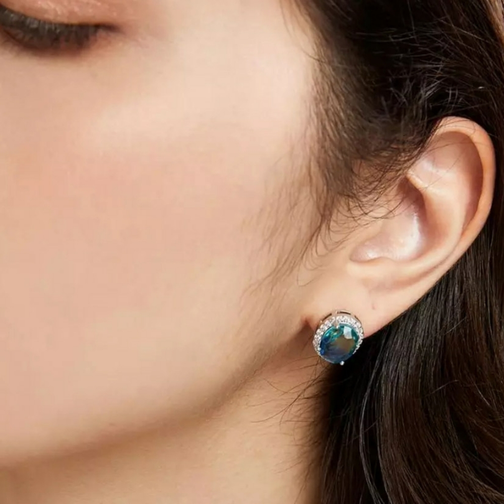 🎀18k Gradient Fire Crystal Earrings - Picture 3 of 8